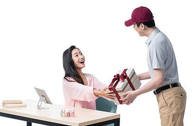 《生化危机4：重制版》MOD触发尚未使用的对话素材